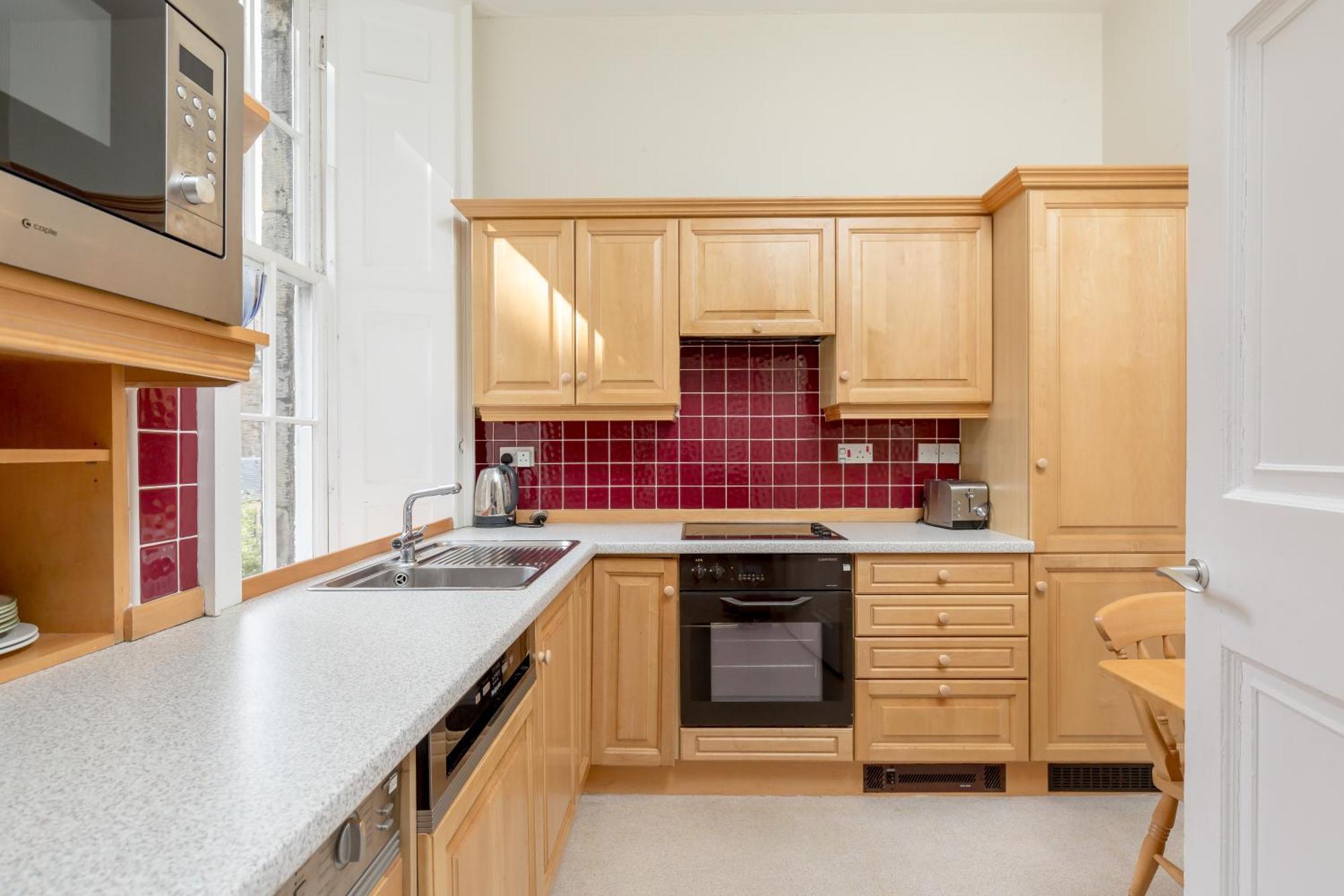 Light And Spacious 2 Bedroom Flat In Heart Of Edimburgo Exterior foto